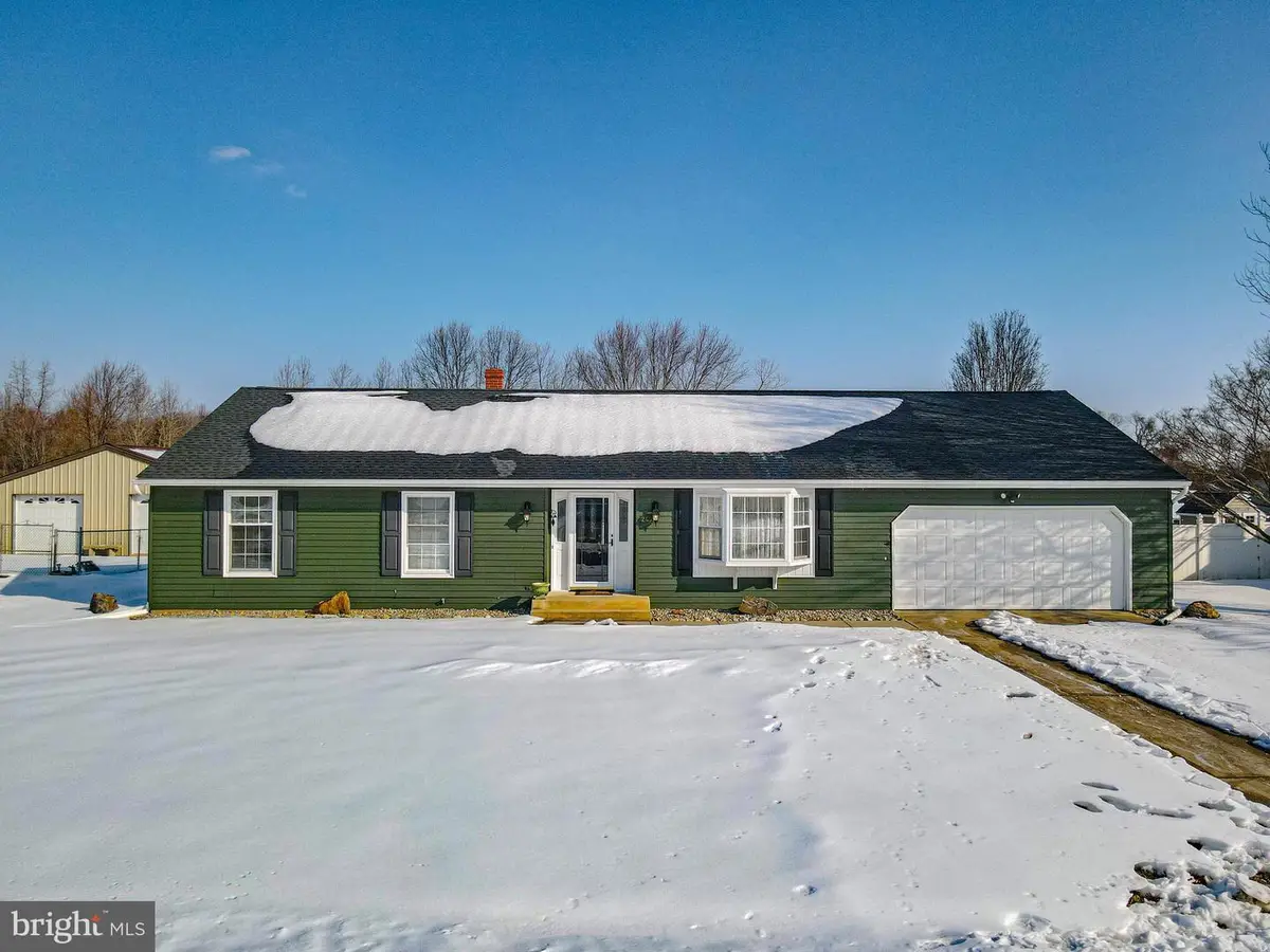 24 Lenape Dr, Pennsville, NJ 08070 - #1