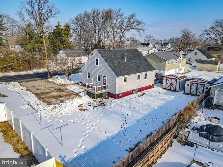 8 Riviera Dr, Pennsville, NJ 08070 - #3