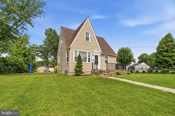 192 Kugler Ave, CARNEYS POINT, NJ 08069