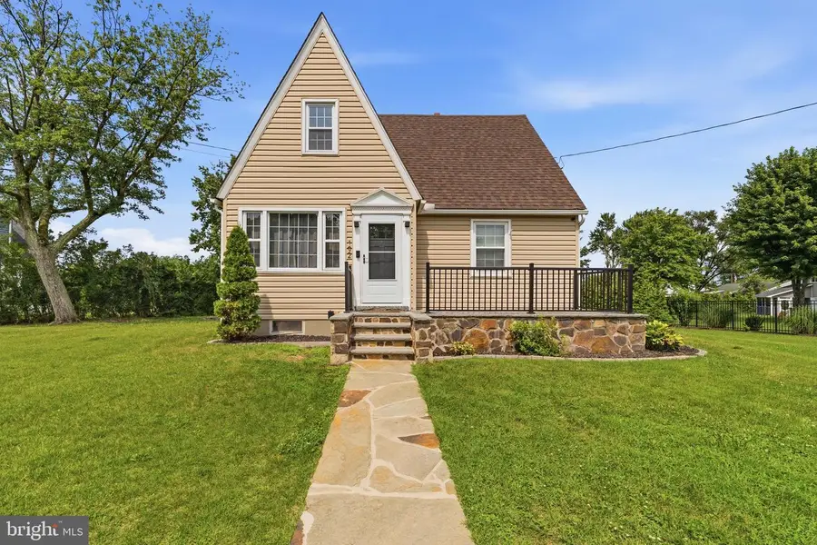 192 Kugler Ave, Carneys Point, NJ 08069 - #2