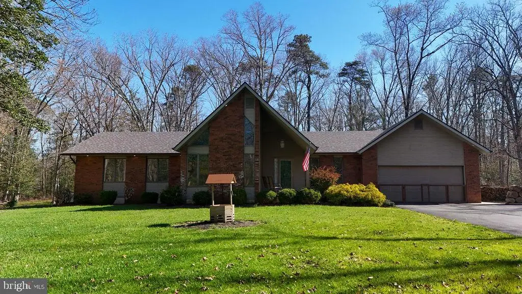 988 Laurel Ln, Elmer, NJ 08318 - #1