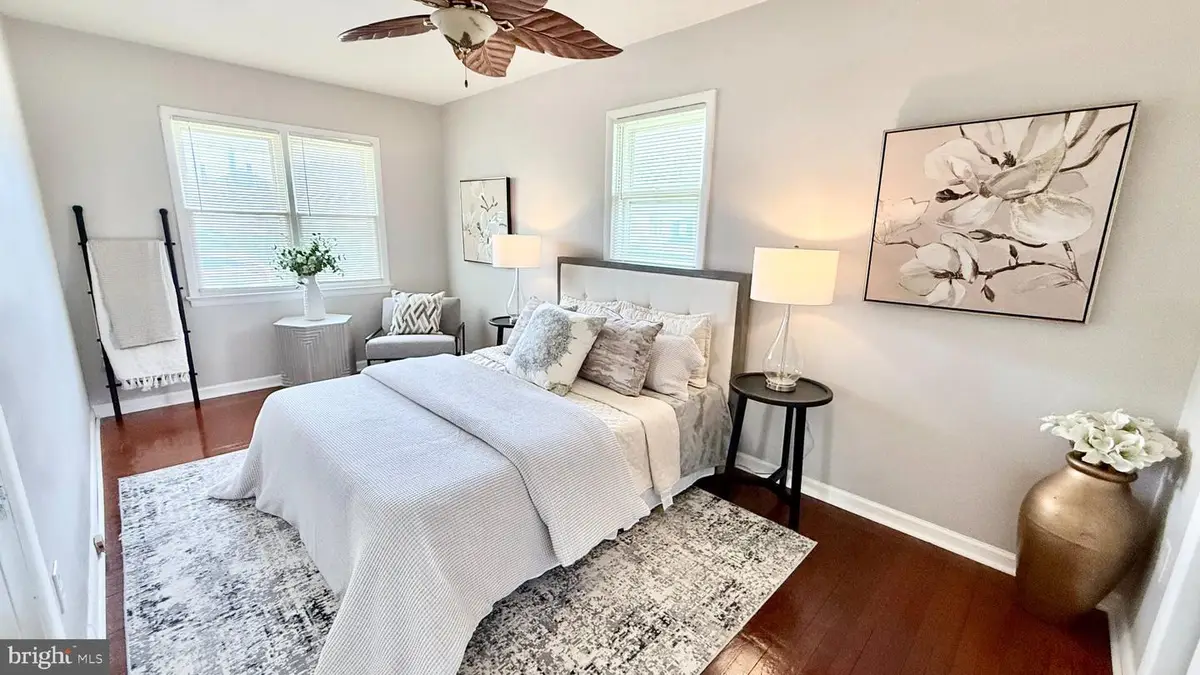 272 Jefferson St, Carneys Point, NJ 08069 - #1