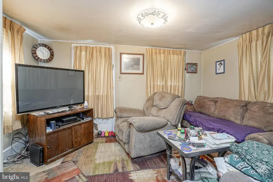 323 S Main St, Woodstown, NJ 08098 - #3