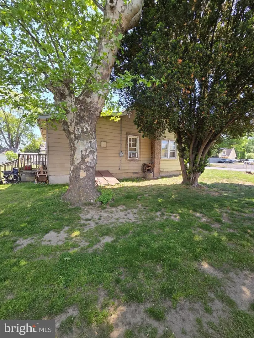 6 Beaver Ave, Pennsville, NJ 08070 - #2