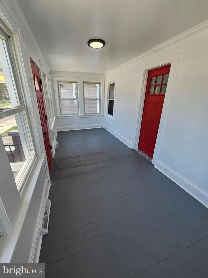 13 E Griffith St, Penns Grove, NJ 08069 - #3