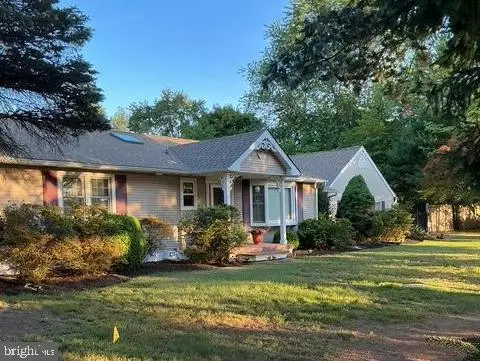 768 Parvin Mill Rd, PITTSGROVE, NJ 08318