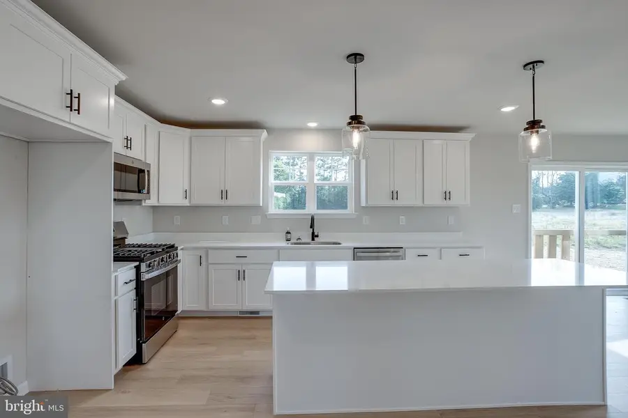 29 Shiff Ave, Pittsgrove, NJ 08318 - #3