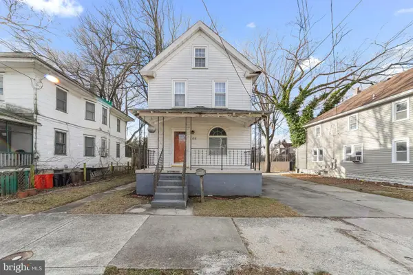 136 Denny Ave, PENNS GROVE, NJ 08069