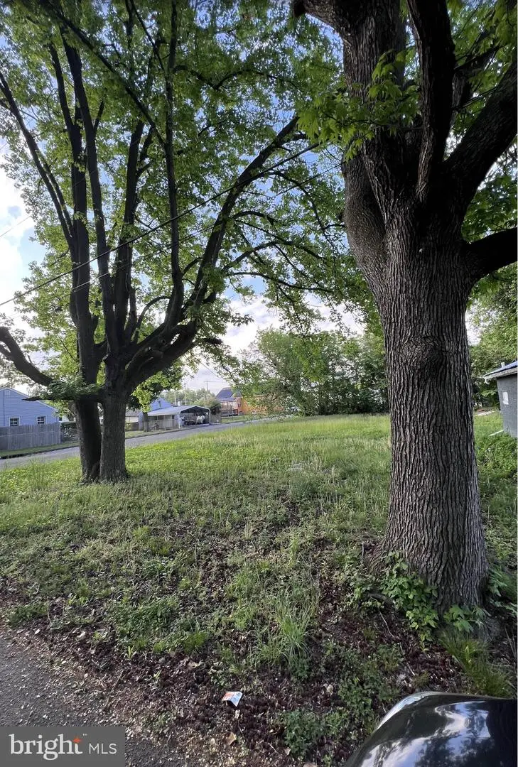12 Iona Ave, Penns Grove, NJ 08069 - #1