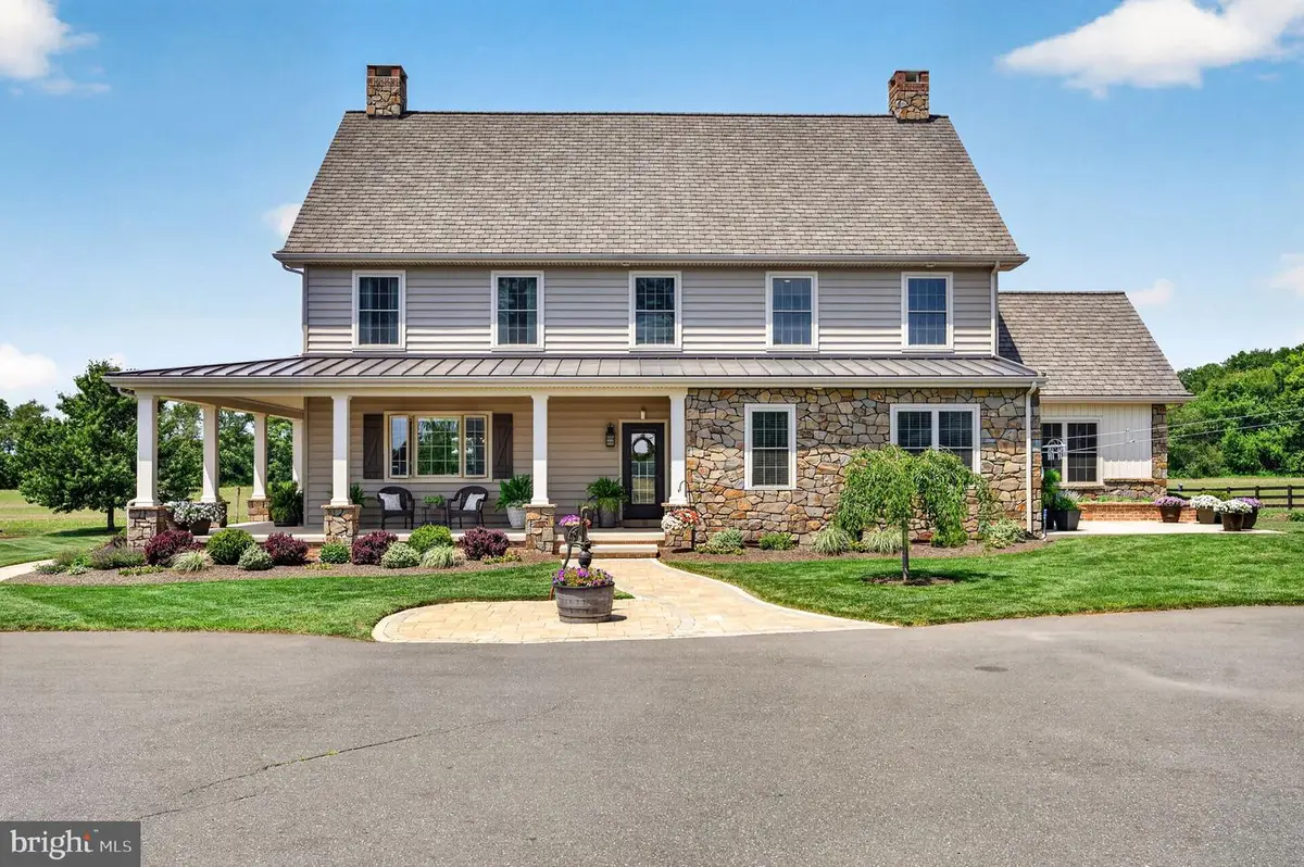 388 Woodstown Daretown Rd, Pilesgrove, NJ 08098 - #1