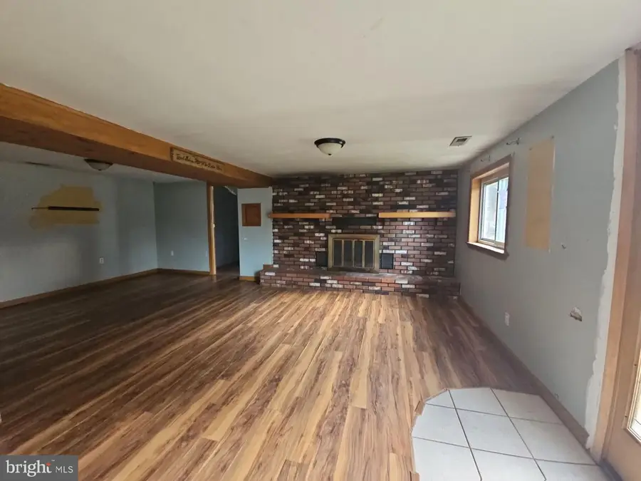 25 Jones Ave, Pennsville, NJ 08070 - #2