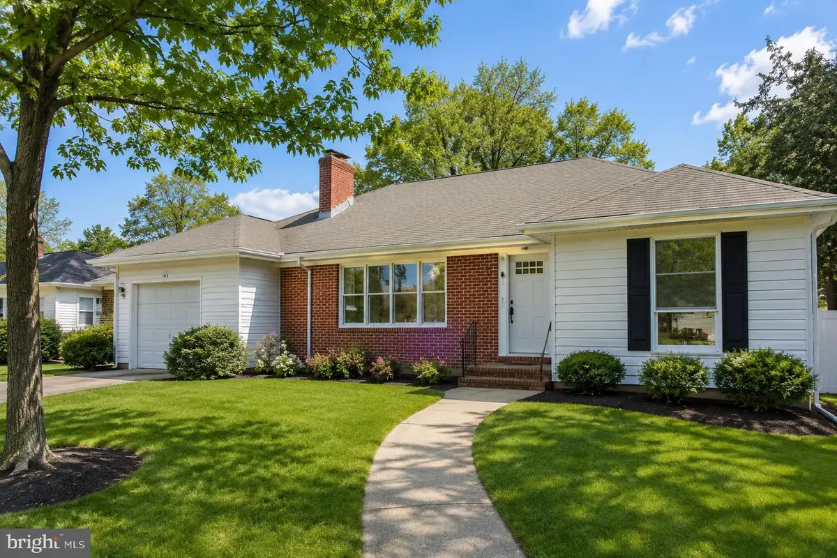 26 Delaware Dr, Penns Grove, NJ 08069 - #1