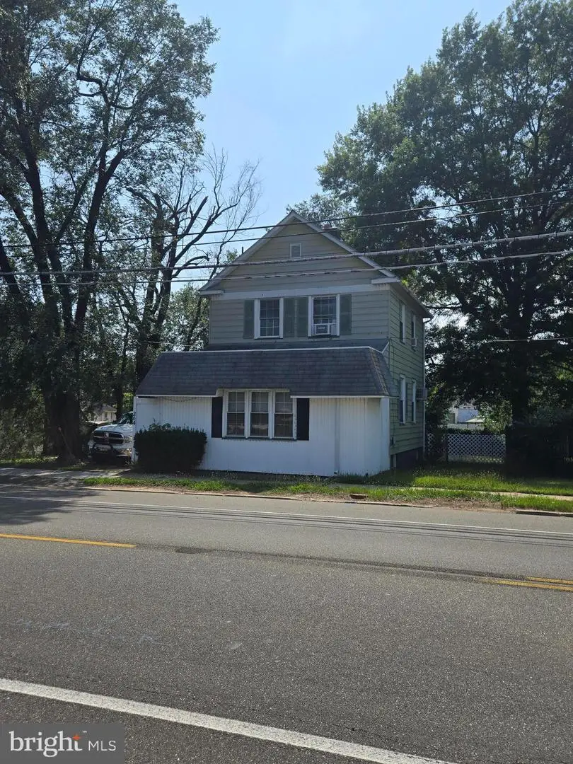 264 Shell Rd, Carneys Point, NJ 08069 - #1