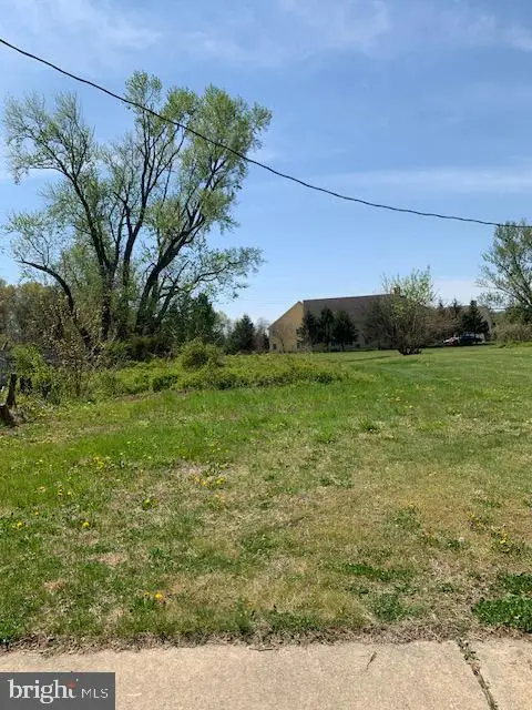 325 Bailey St, WOODSTOWN, NJ 08098