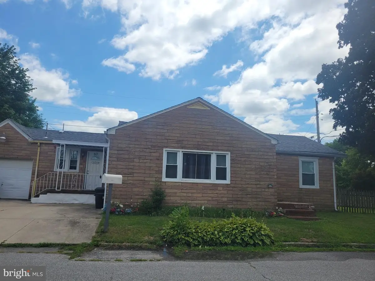247 C St, Carneys Point, NJ 08069 - #1