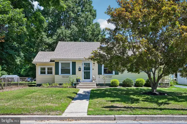 381 Ives, CARNEYS POINT, NJ 08069