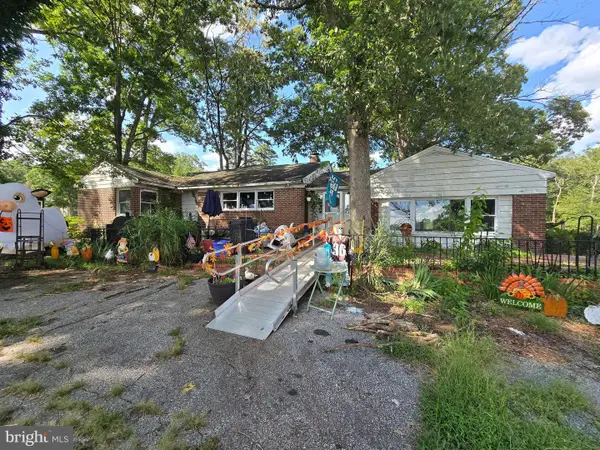 450 Almond Rd, PITTSGROVE, NJ 08318
