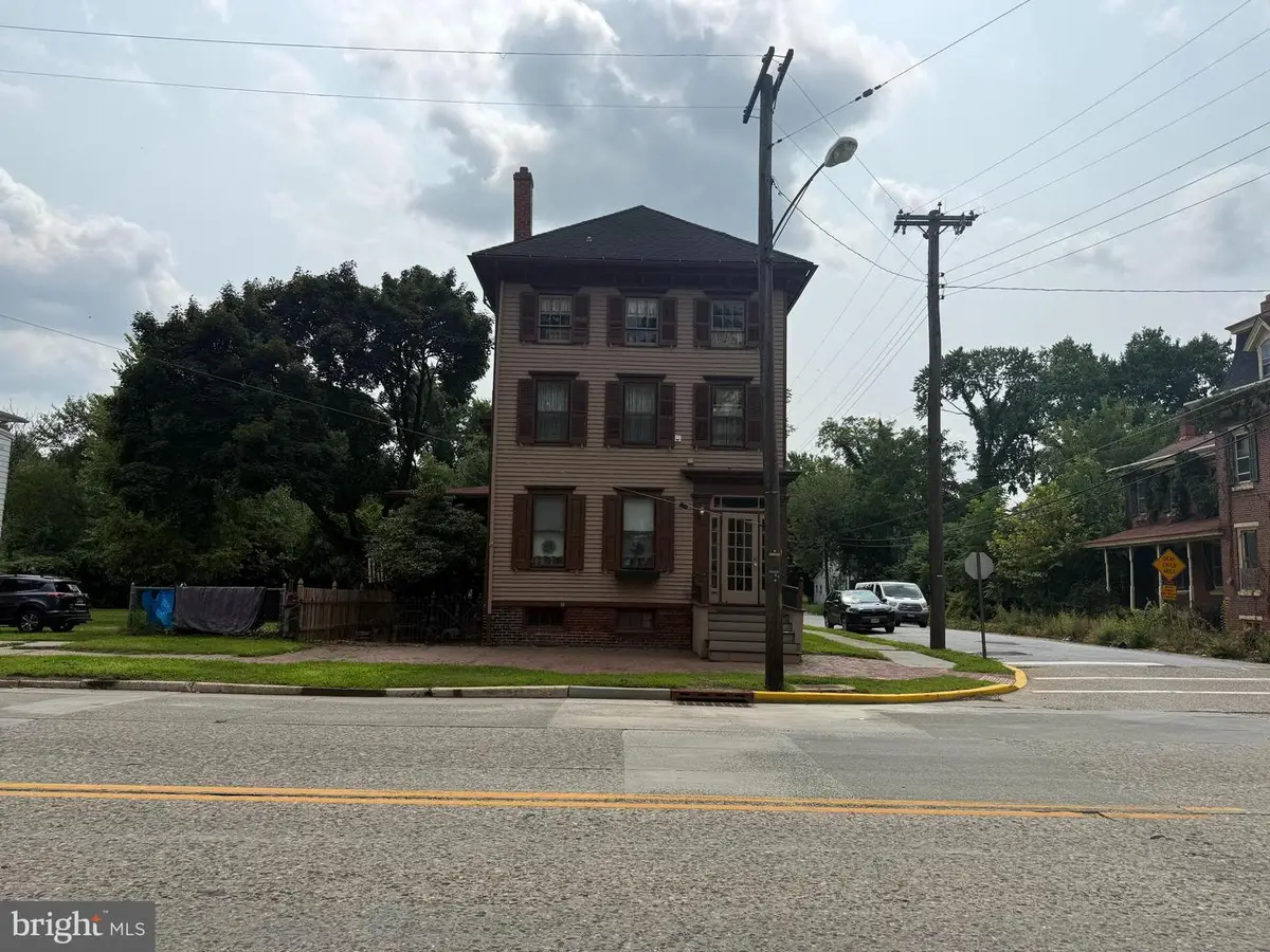 81 W Broadway, Salem, NJ 08079 - #1