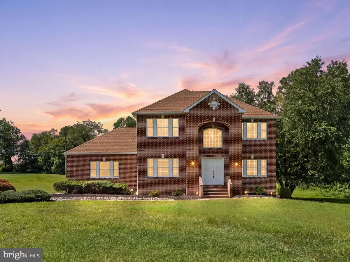 135 Avis Mill Rd, Pilesgrove, NJ 08098 - #1