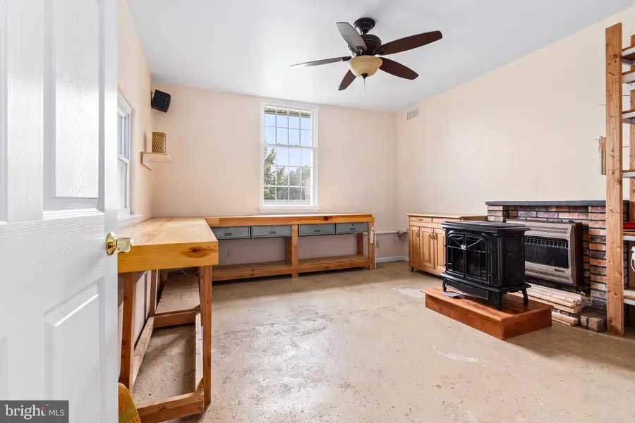 4 Sparks Pl, Pennsville, NJ 08070 - #3