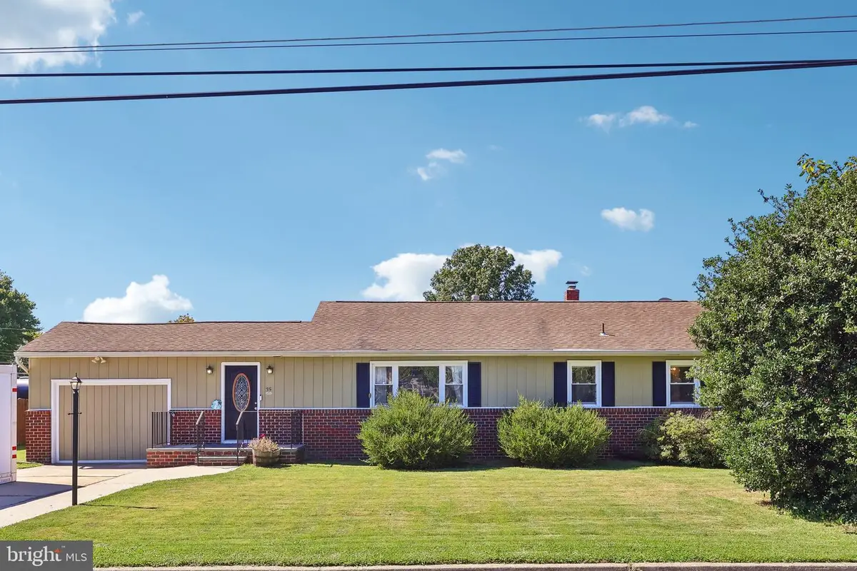 35 Eaton Rd, Pennsville, NJ 08070 - #1