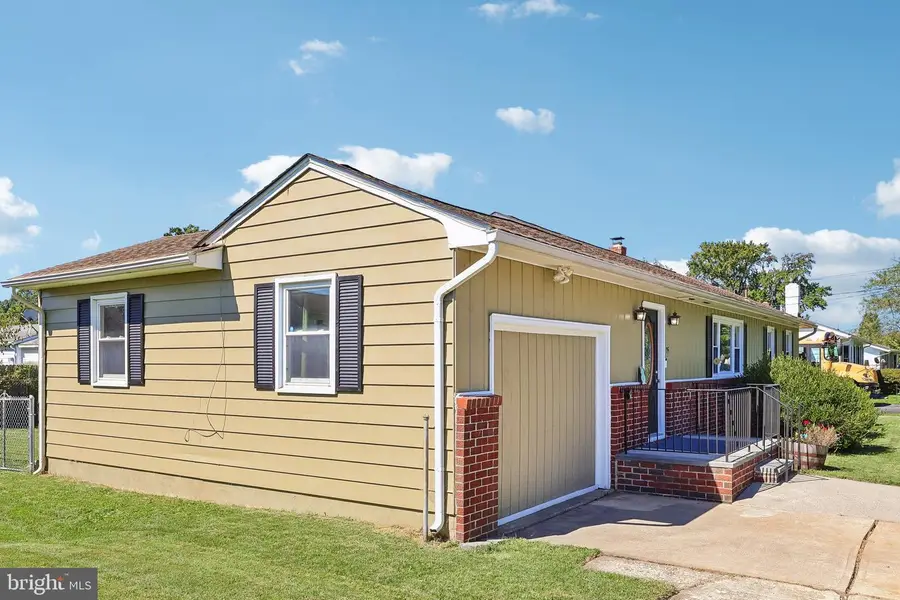 35 Eaton Rd, Pennsville, NJ 08070 - #2