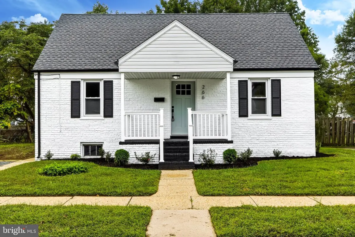266 Dixie Dr, Carneys Point, NJ 08069 - #1