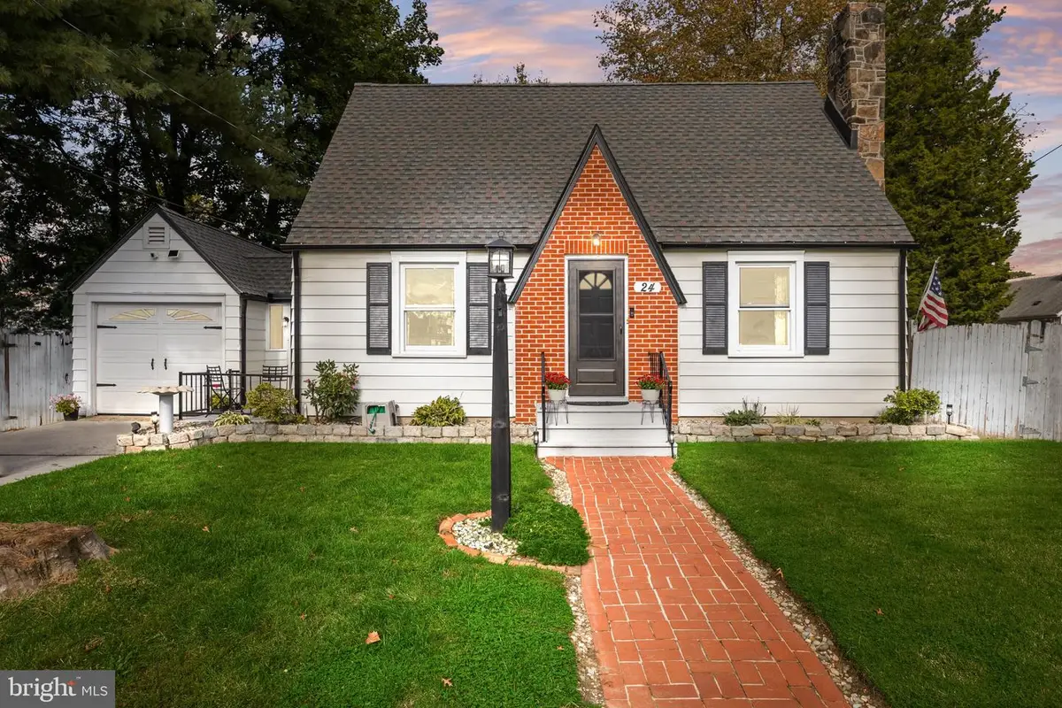 24 Delaware Ave, Pennsville, NJ 08070 - #1