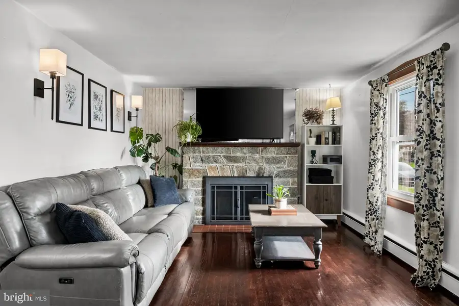 24 Delaware Ave, Pennsville, NJ 08070 - #2