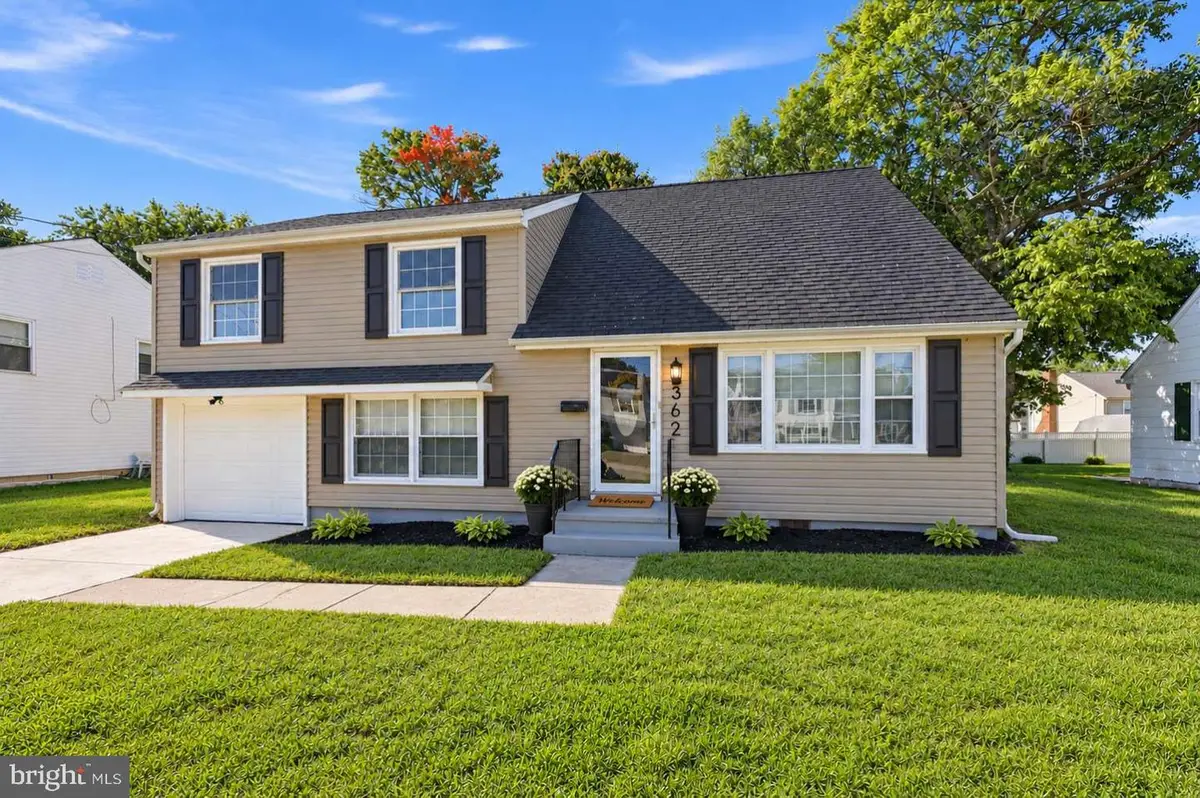 362 Erie Ave, Carneys Point, NJ 08069 - #1