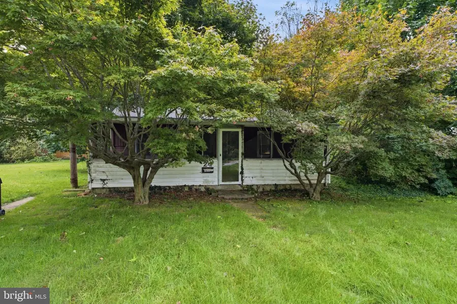 24 Elm St, Salem, NJ 08079 - #2