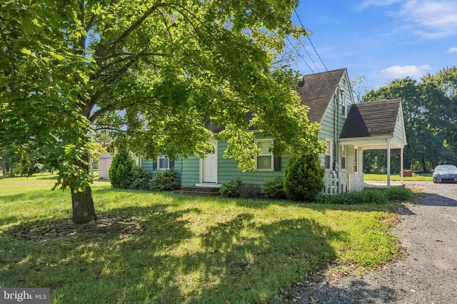 81 N Greenwich St, Alloway, NJ 08001 - #3