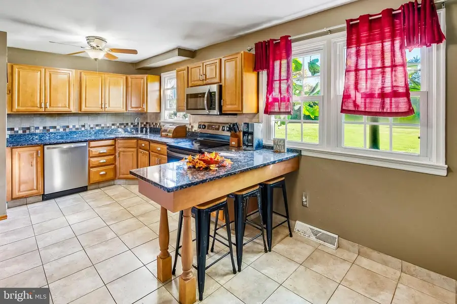 21 Delaware Dr, Salem, NJ 08079 - #3