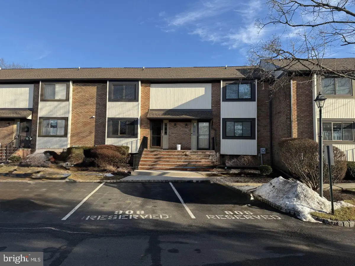 806 Robin Rd, Hillsborough, NJ 08844 - Image #1