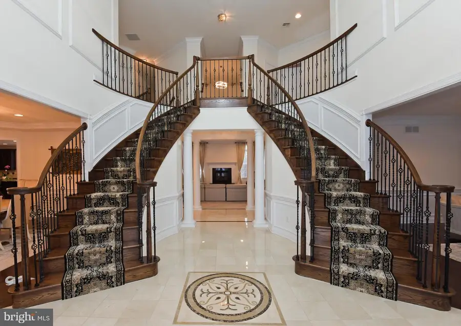 10 Raker Ct, Hillsborough, NJ 08844 - #3