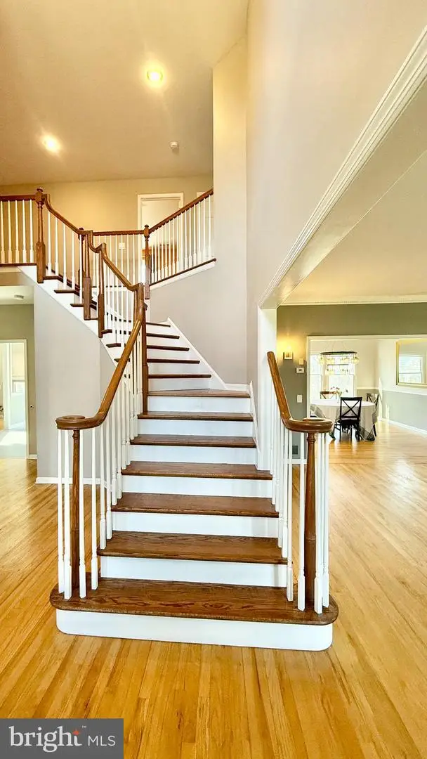 36 Poling Farm Ct, Belle Mead, NJ 08502 - #2