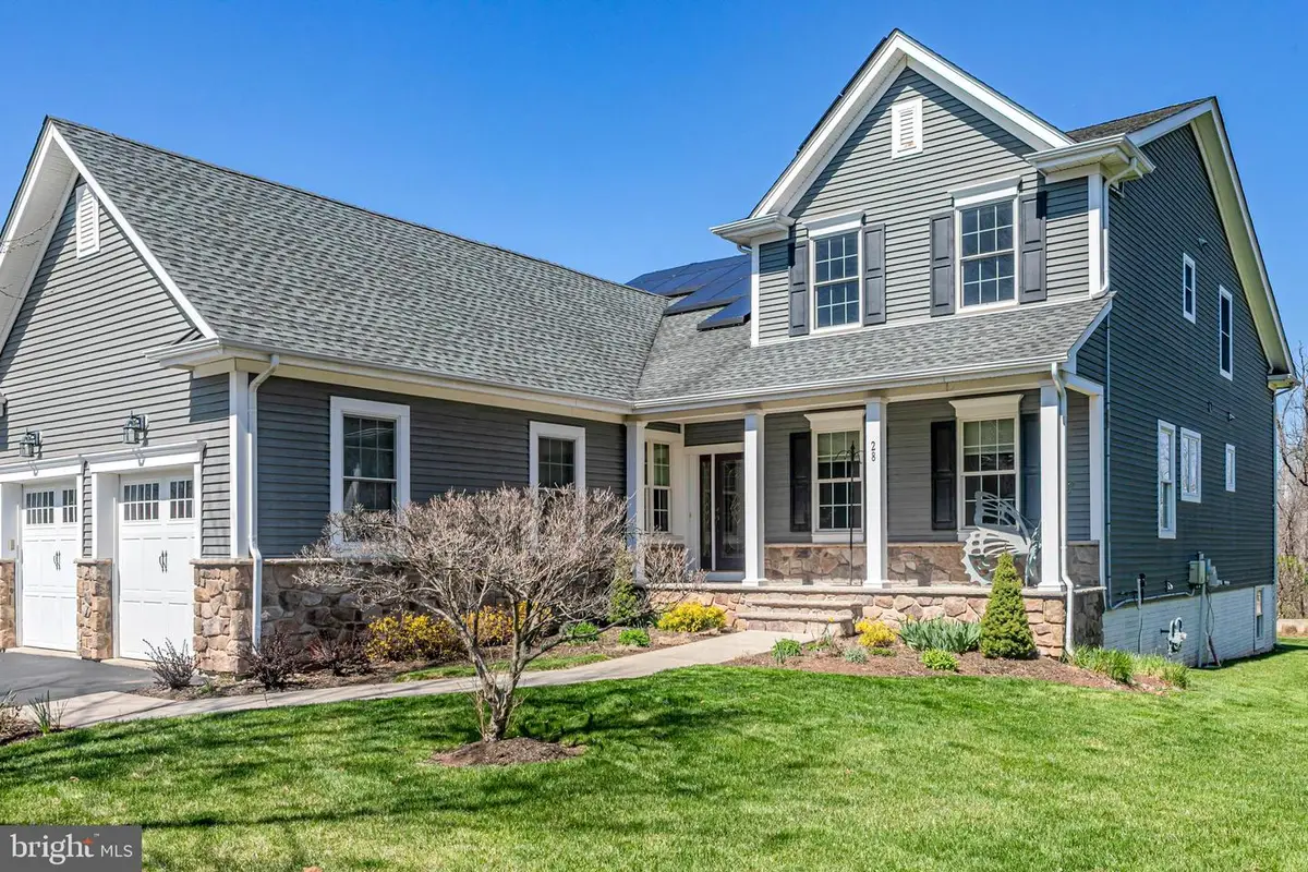 28 Bedford Dr, Skillman, NJ 08558 - #1