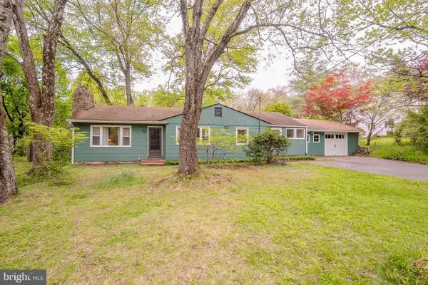 142 Spring Hill Rd, SKILLMAN, NJ 08558