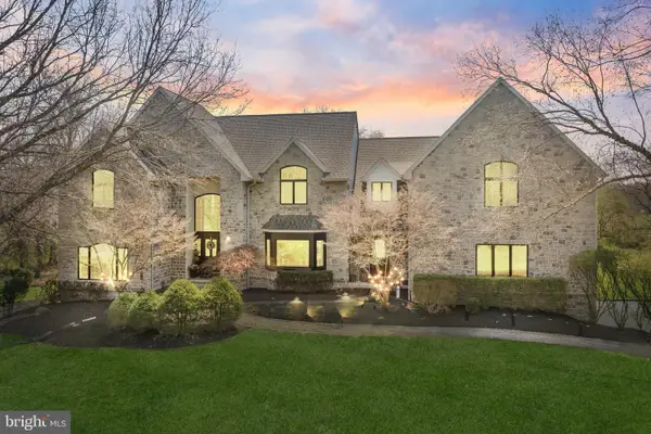 25 Carsdale Dr, BELLE MEAD, NJ 08502