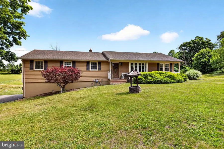 115 Fairview Dr, Neshanic Station, NJ 08853 - #2