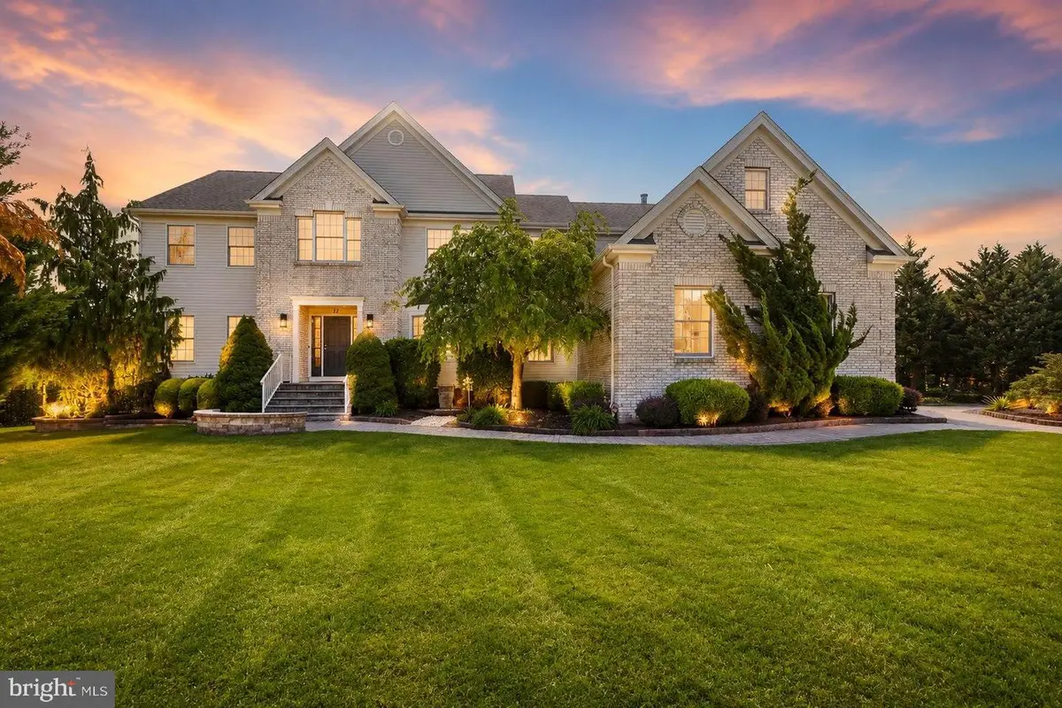 17 Kimble Ct, Hillsborough, NJ 08844 - #1