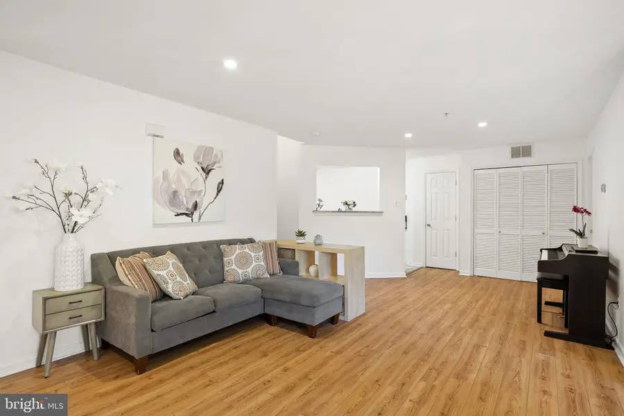 203 Rip Van Dam Ct, Belle Mead, NJ 08502 - #3