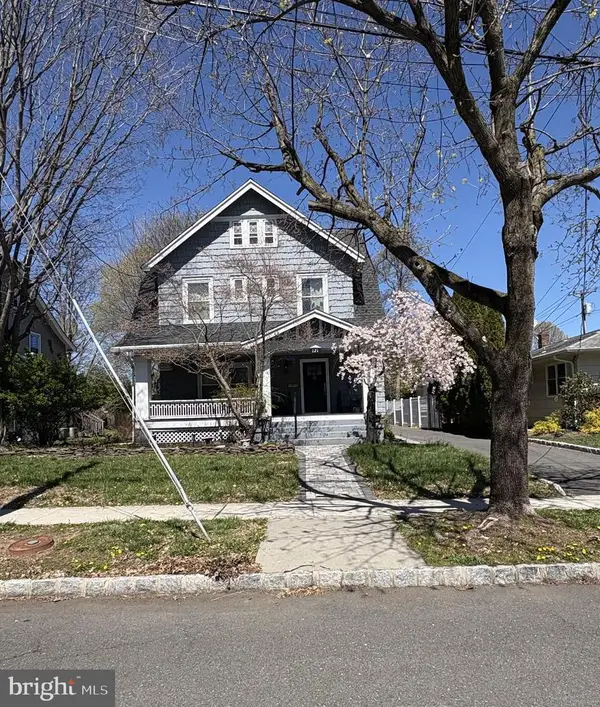121 E Maple Ave, BOUND BROOK, NJ 08805