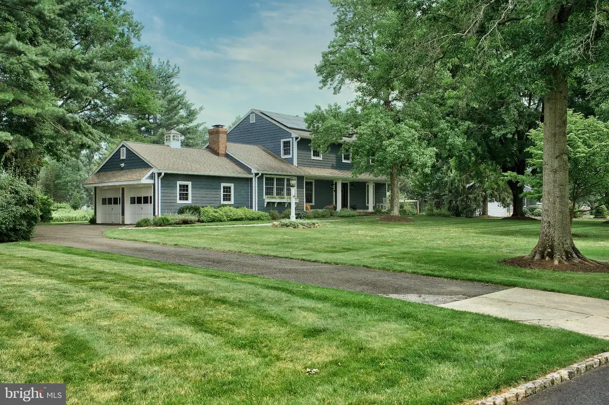 86 Knickerbocker Dr, Belle Mead, NJ 08502 - #1