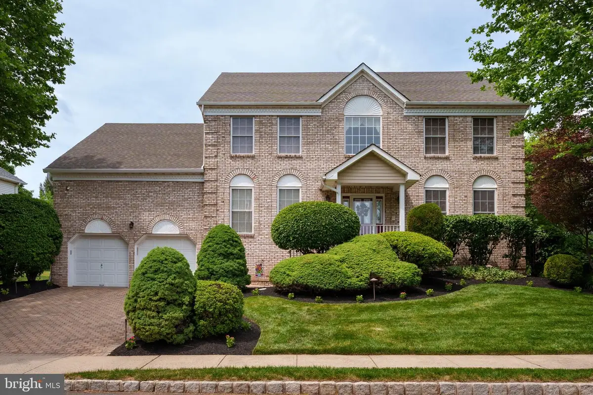 4 Muirhead Ct, Belle Mead, NJ 08502 - #1