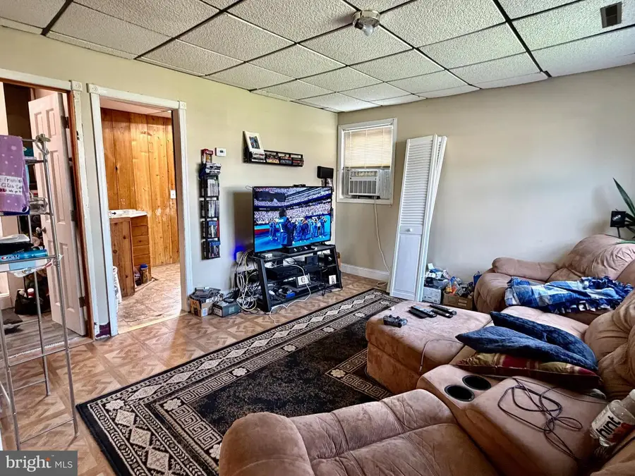 Address Withheld By Seller, Manville, NJ 08835 - #3