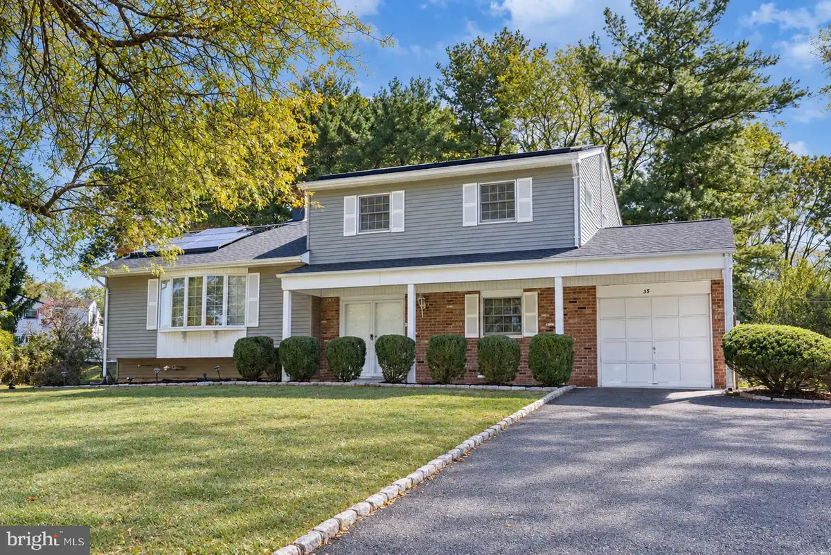 35 Patton Dr, Somerset, NJ 08873 - #1