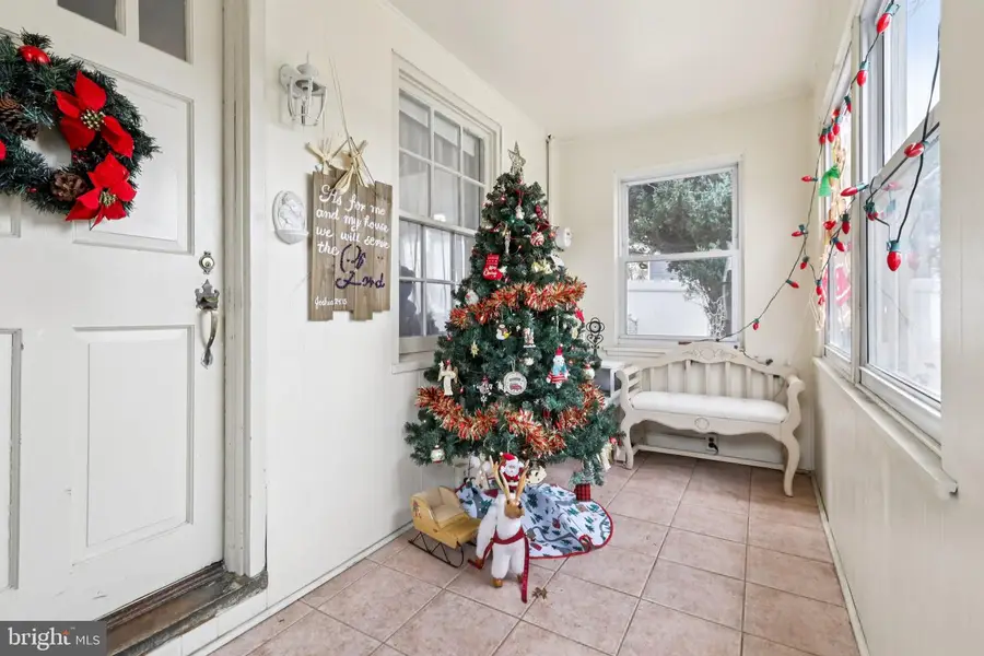 376 Hollywood Ave, Hillside, NJ 07205 - Image #2