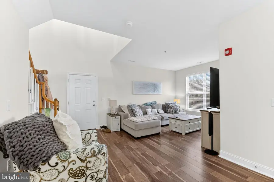 344 Shannon Ct, Phillipsburg, NJ 08865 - Image #3