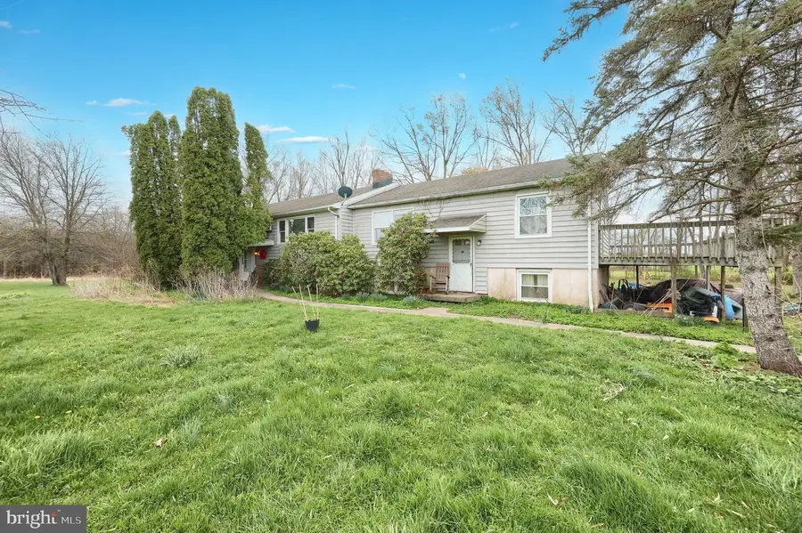 185 Hunterstown Hampton Rd, Gettysburg, PA 17325 - Image #2